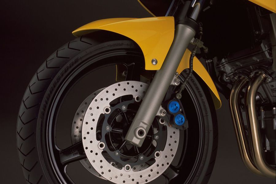 Yamaha TDM900 forks wheel brakes