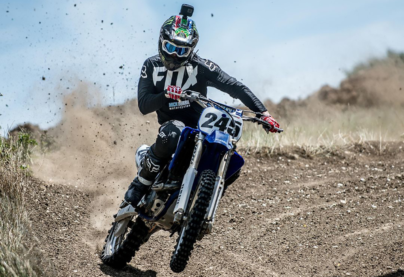 yamaha-yz400-b-top-ten-motocross-mx-bikes-cms-listings-image-1080-1080-1080x_