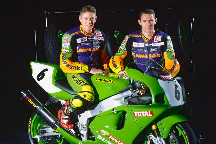 kawasaki-zx-7rr-f-900-600-900x_